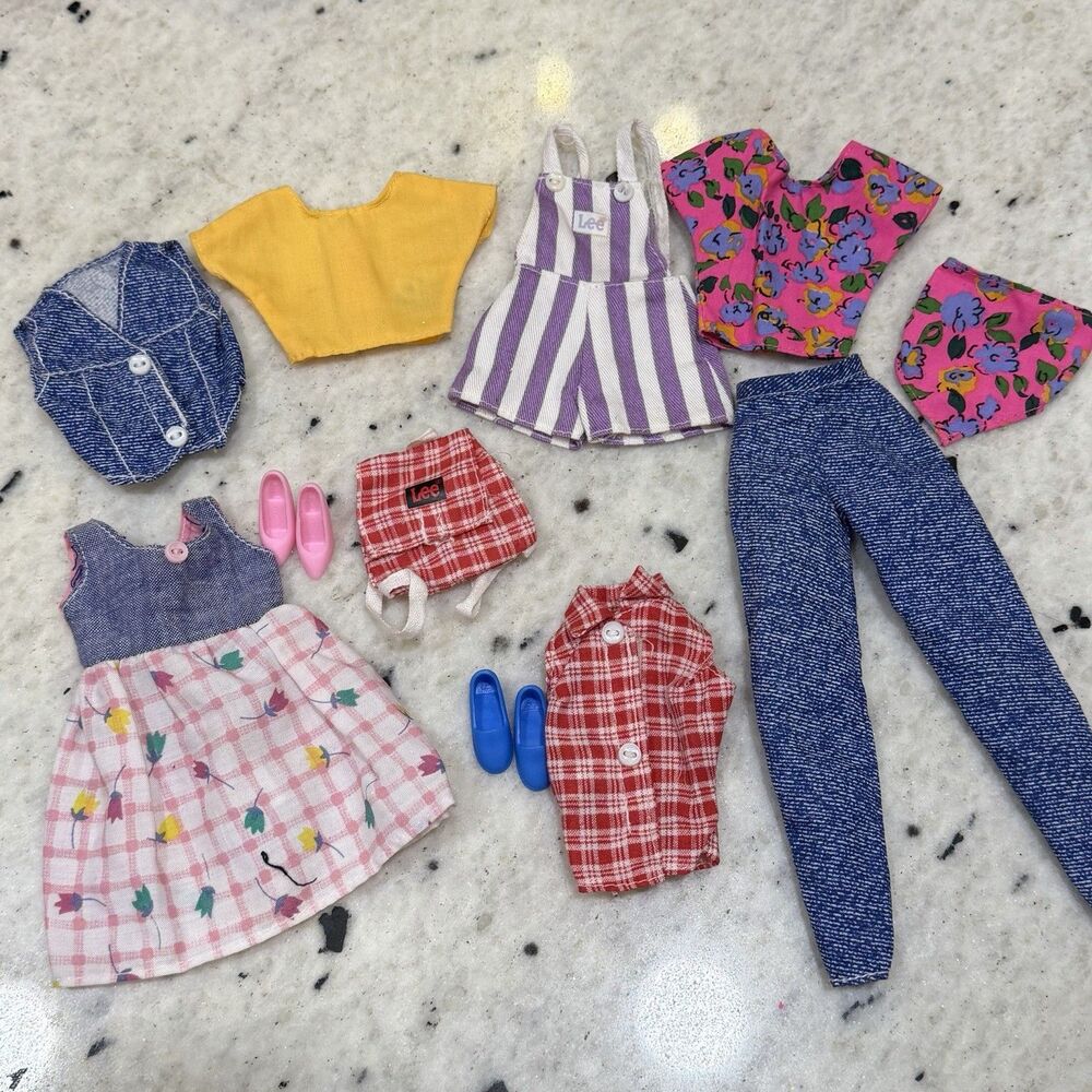Mattel Barbie Fashions Lee Jeans Mix Match Clothing Set Backpack Overalls 68308